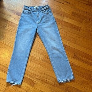 Abercrombie Ultra High Rise Ankle Straight Jean
